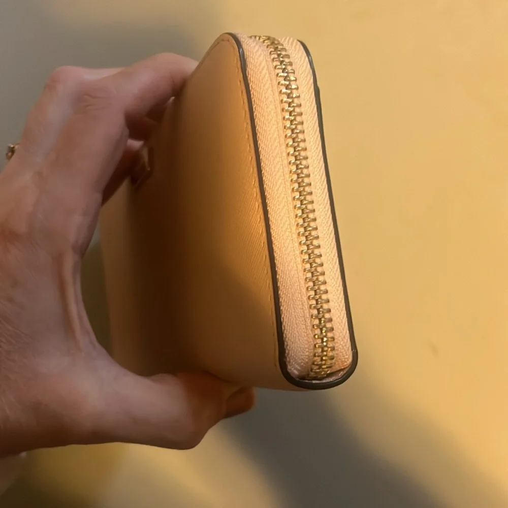 Kate Spade Light Pink Saffiano Leather Continental Wallet W/ Gold Hardware - Picture 5 of 8